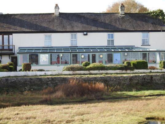 The Bay Horse Hotel And Restaurant Ulverston Eksteriør bilde