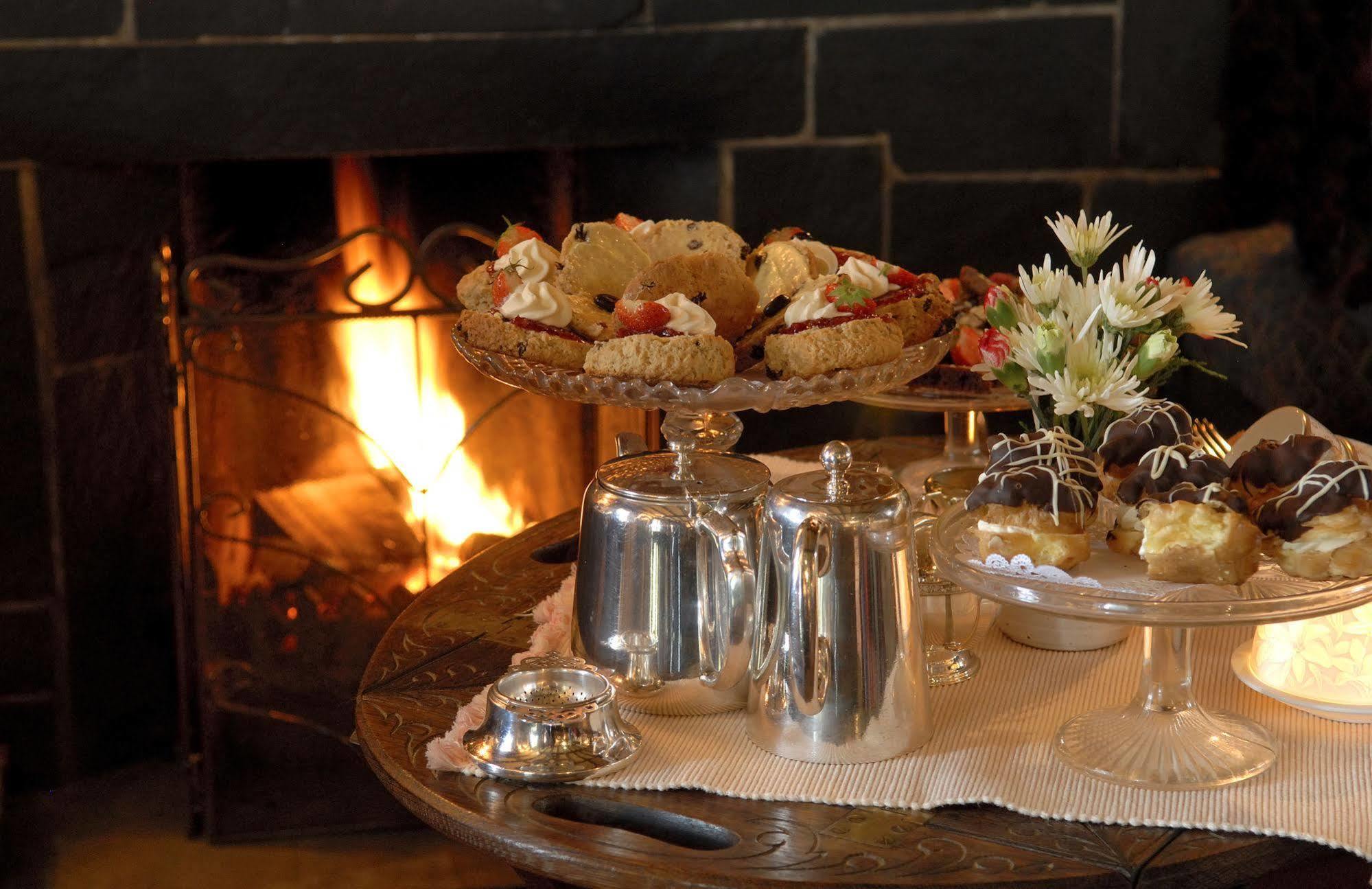 The Bay Horse Hotel And Restaurant Ulverston Eksteriør bilde