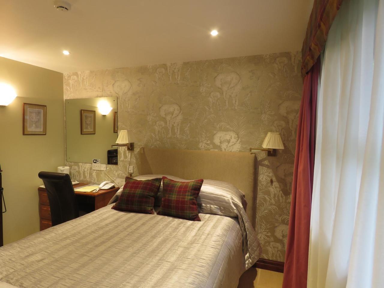 The Bay Horse Hotel And Restaurant Ulverston Eksteriør bilde